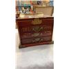 Image 2 : EASTERN JEWELRY BOX