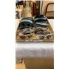 Image 1 : 10 Ryders sunglasses with cases