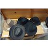 Image 2 : 5 NEW COWBOY HATS