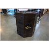 Image 2 : Eastern storage box