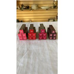 20 BRAND NEW BURTS BEES 100% NATURAL LIPSTICK, RETAIL $219.80 - 5 OF EACH COLOUR RUBY RIPPLE, MAGENT