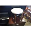 Image 2 : MODERN VANITY STOOL