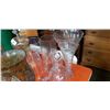 Image 2 : LARGE VASES, PITCHER, HURRICANE LANTERN