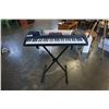Image 1 : YAMAHA ELECTRIC KEYBOARD AND STAND