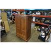 Image 2 : SHERMAG OAK WARDROBE