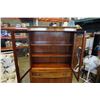 Image 8 : ONE PIECE CHINA CABINET