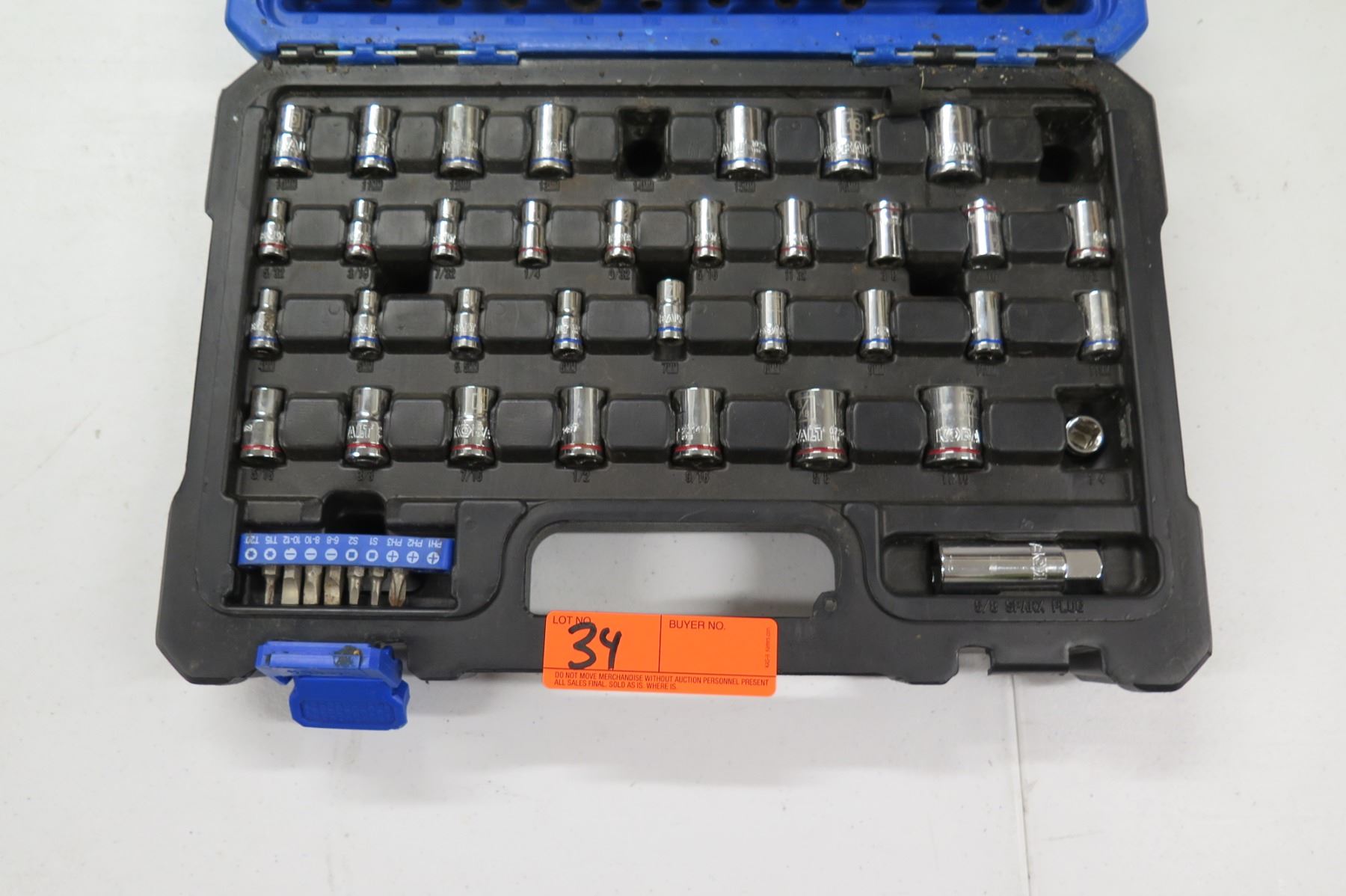 Kobalt Ratchet & Socket/Screwdriver Set in Hard Case - Oahu Auctions
