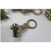 Image 8 : Qty 7 Metal Safety Connector Parts