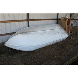 APPROX. 14' ALUMINUM BOAT