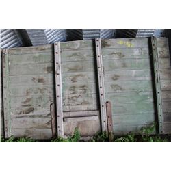 REAR WOOD BOX TAILGATE