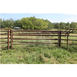 FREE STANDING PANEL C/W GATE