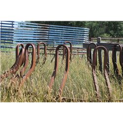 HAY SAVER BALE FEEDER