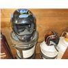 Image 2 : 2 HELMETS, EMPTY PAILS