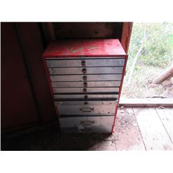 10 DRAWER RED COUNTER