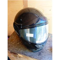 LIKE NEW:  ARCTIC CAT HELMET C/W FOG FACE SHIELD (SIZE XS)