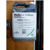 Image 1 : NUFARM TRILLION COMMERCIAL TURF HERBACIDE (10L)