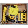 Image 1 : FLAT OF SURGE PROTECTORS AND TOW ROPE