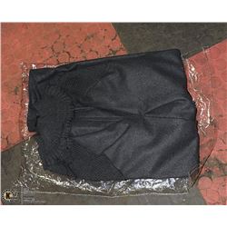 WOMEN’S COAT SIZE MEDIUM