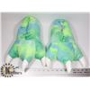 Image 1 : WISHPETS DINOSAUR CLAW SLIPPERS