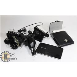 FLAT WITH GARMIN AND SIRUS PARTS... UNKNOWN IF