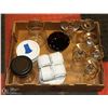 Image 1 : FLAT OF MIXED WARES - 4 CAPPUCCINO CUPS, 2 MARTINI