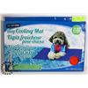 Image 1 : NEW RED DOG COOLING MAT, WORKS WITHOUT WATER,