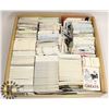 Image 1 : FLAT OF ASSORTED COLLECTOR CARDS