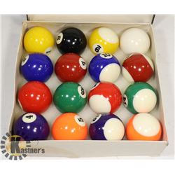 BILLIARD BALL SET