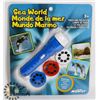 Image 1 : NEW 24 IMAGE SEA WORLD TORCH AND PROJECTOR