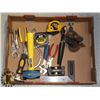 Image 1 : FLAT OF ASSORTED TOOLS INCLUDING HAMMERS,