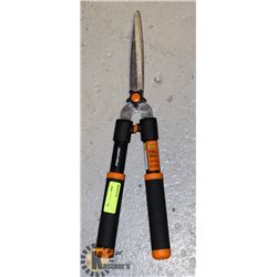 FISKARS HEDGE TRIMMER