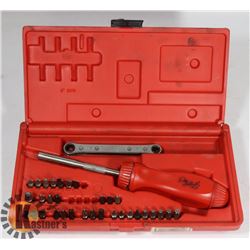 SNAP ON RATCHETING MAGNETIC SCREWDRIVER SET