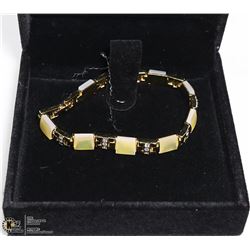 ESTATE LADIES GEMSTONE BRACELET