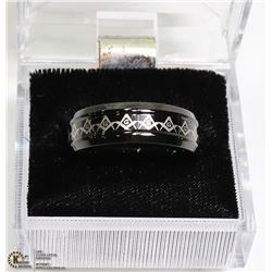MASONIC SYMBOL RING  SIZE 13