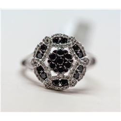 34) 14KT WHITE GOLD BLACK DIAMOND RING. SIZE 7