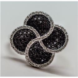 36) 18KT WHITE GOLD BLACK DIAMOND RING. SIZE 7