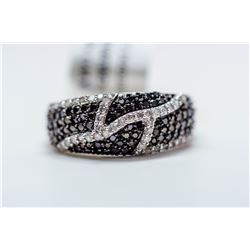 6) 10KT WHITE GOLD BLACK DIAMOND RING, SIZE 7