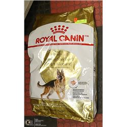 ROYAL CANIN GERMAN SHEPHERD DOG FOOD, CHICKEN &