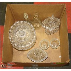 BOX OF ESTATE GLASSWARE