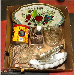 ASSORTED VINTAGE ITEMS WITH MINIATURE WORKING
