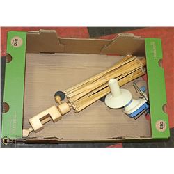 YARN SPINNER WITH BALL MAKER