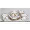 Image 1 : SET OF 4 ROYAL ALBERT PETIT-POINT BONE CHINA