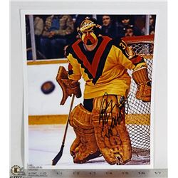 JOHN GARRETT VANCOUVER CANUCKS SIGNED PHOTO
