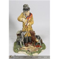 CANINE CHORUS FIGURINE BY NATURECRAFT ENGLAND
