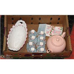 HOUSE SHAPED NAPKIN HOLDERS, PINK TEAPOT & MORE