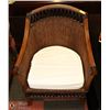 Image 1 : WICKER CHAIR