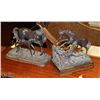 Image 1 : LOT OF 2 HORSE ORNAMENTS