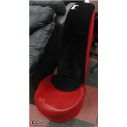 RED & BLACK STILETTO-STYLE SHOE CHAIR, HAS