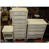 Image 1 : A SET OF 3 DRESSER NIGHTSTAND LADIES DRESS