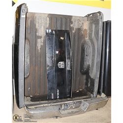 DODGE 6.6 BOX WITH TAILGATE 4X4 HIGH OUTPUT DIESEL